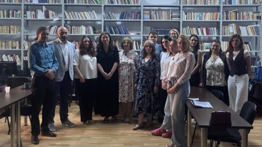 Ce vedem când examinăm o generație? Licența, disertația și încercarea de a gândi în epoca inteligenței artificiale 2